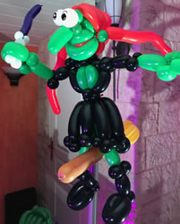 sculpture sur ballons scorcière, animation ballon sculpté halloween